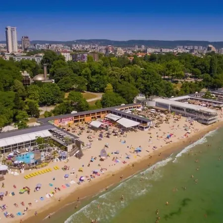 Apartament морски бриз -4-стаен - морска градина *